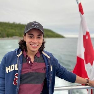 Meet your Posher, Terriq